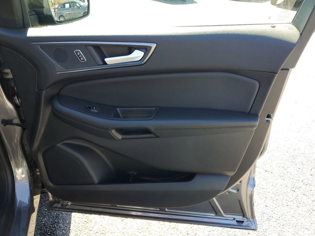 New 2024 Ford Edge SE w/ Black Appearance Package AWD/4WD image 33