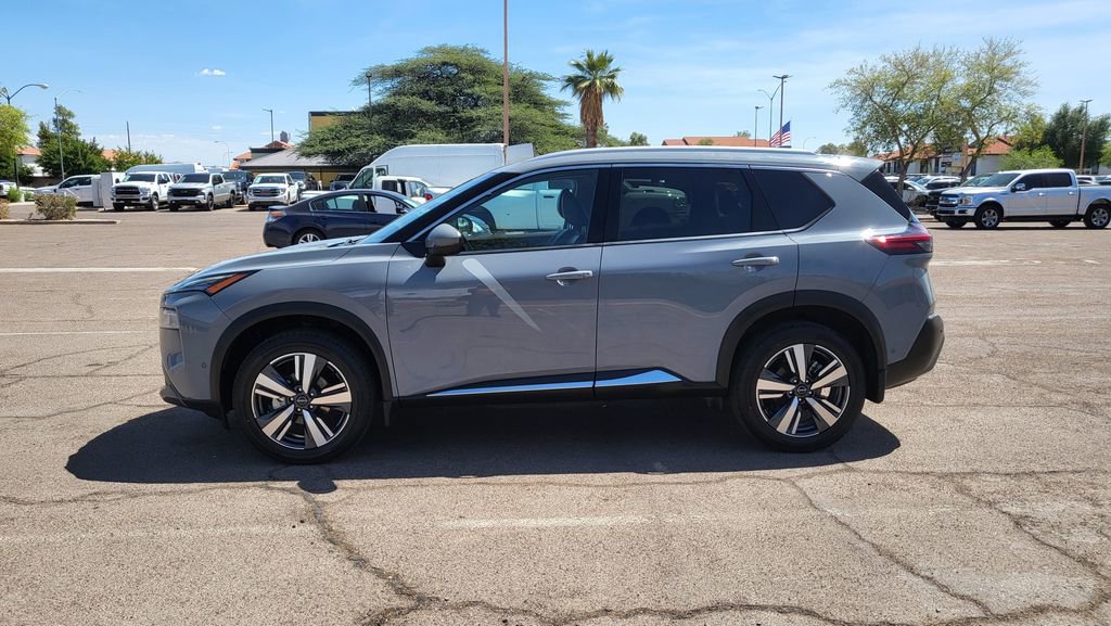 Used 2022 Nissan Rogue SL w/ SL Premium Package image 5