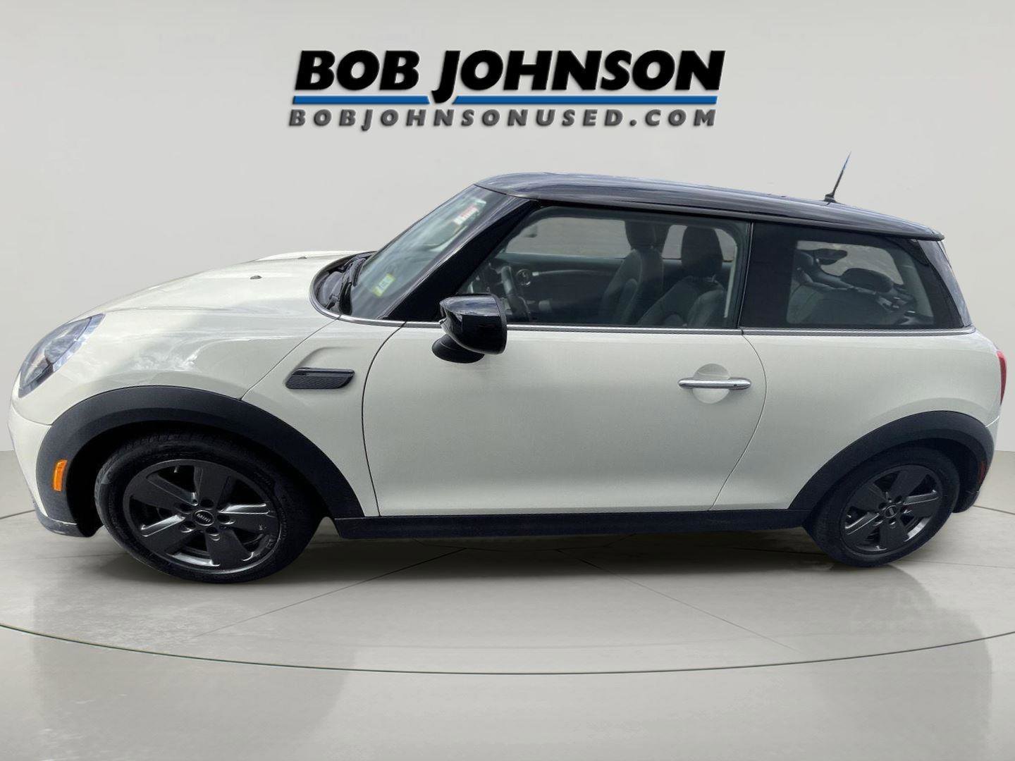 Used 2023 MINI Cooper 2-Door Hardtop FWD image 6