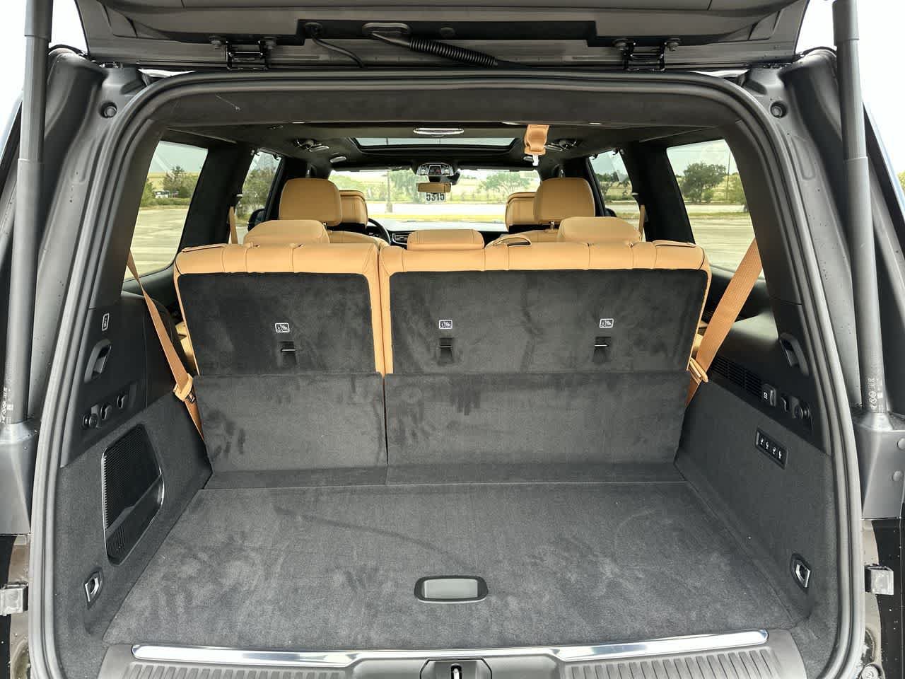 New 2026 Jeep Grand Wagoneer Summit AWD/4WD image 32