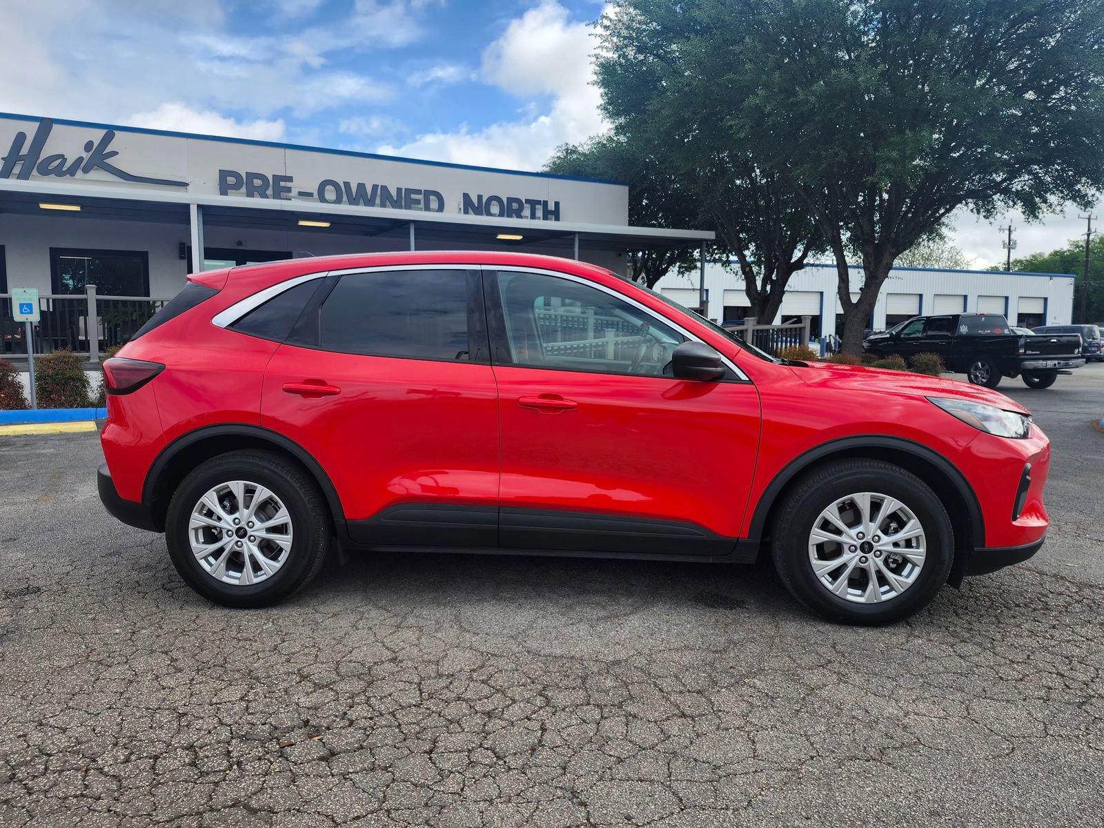 Used 2024 Ford Escape Active w/ Tech Pack #1 image 3