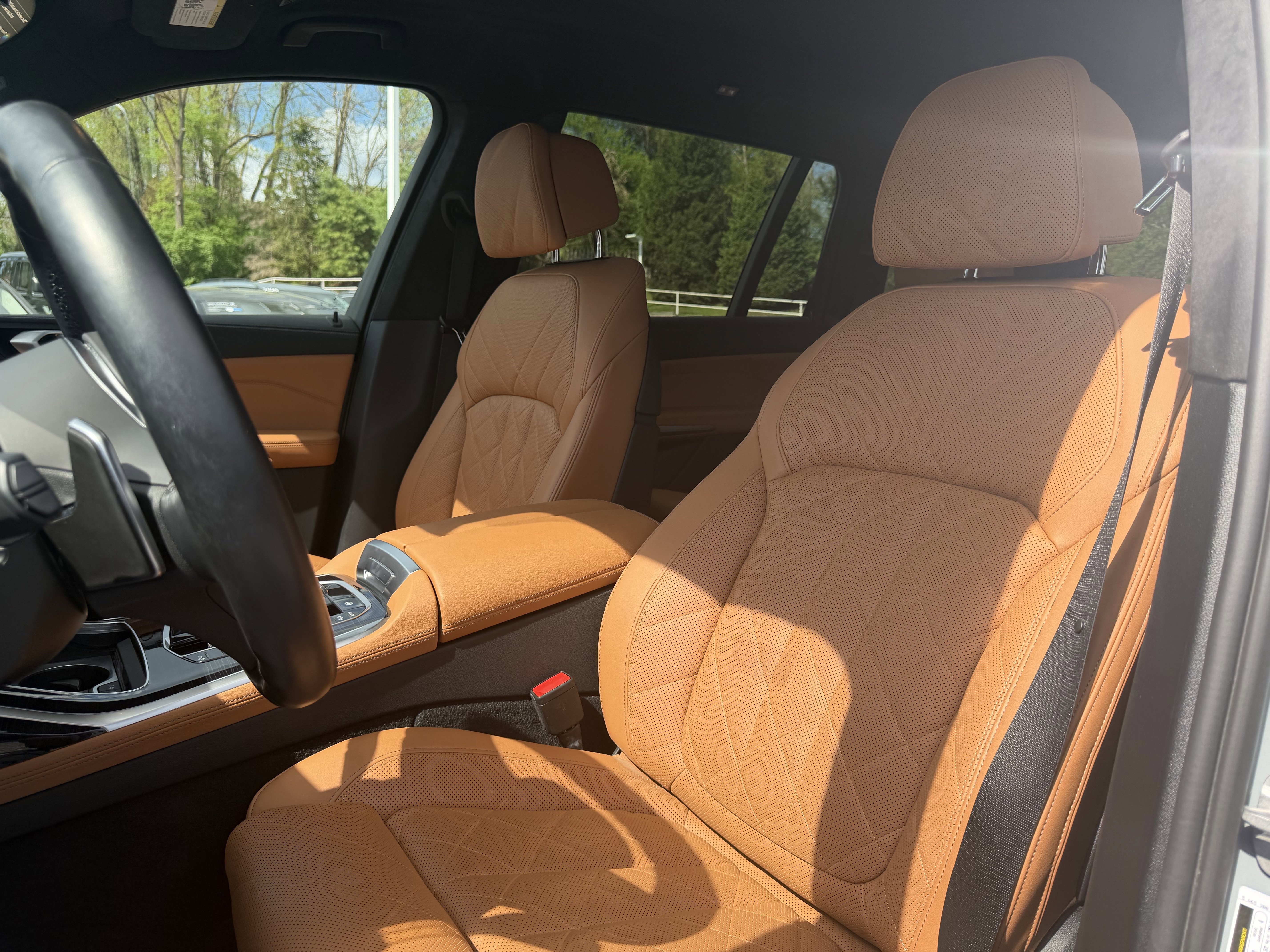 Certified 2024 BMW X7 xDrive40i w/ Executive Package image 13