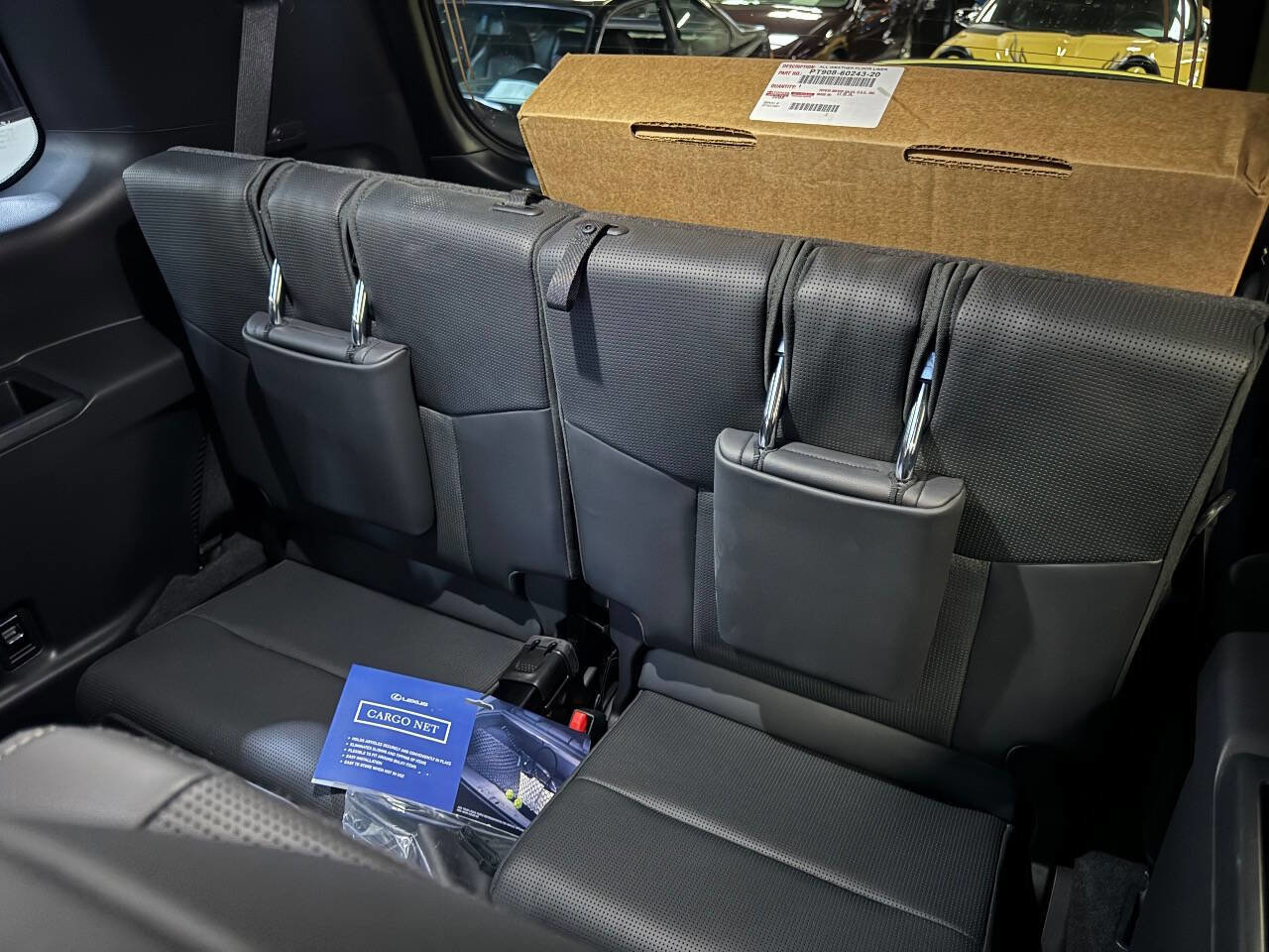 Used 2025 Lexus GX 550 w/ Accessory Package (2T) AWD/4WD image 34