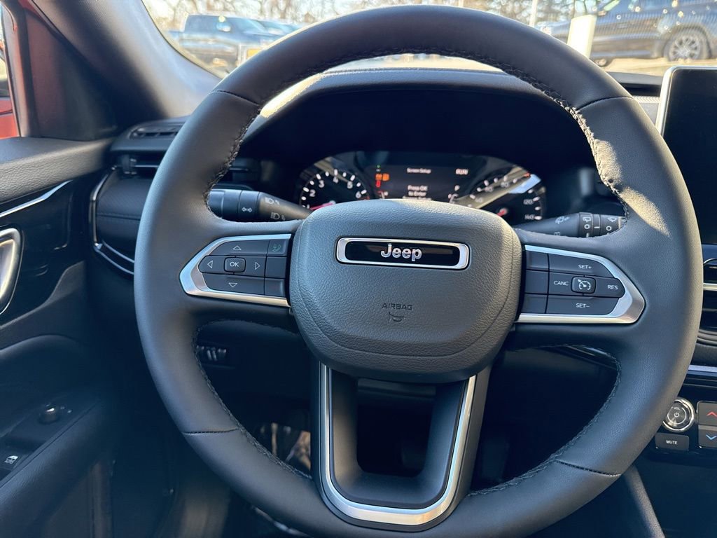 New 2026 Jeep Compass Latitude AWD/4WD image 15