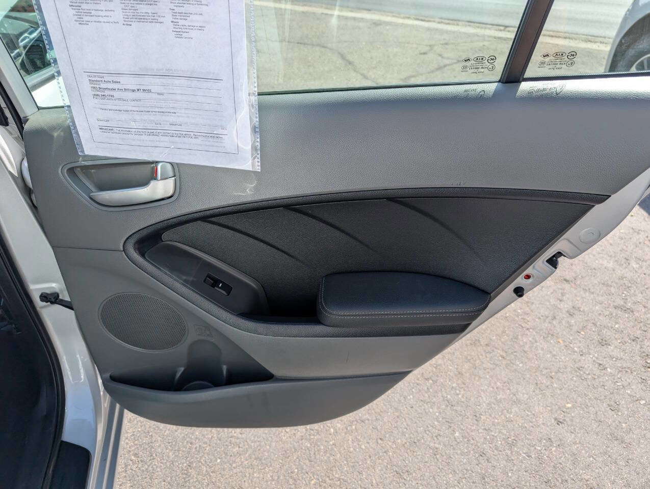 Used 2017 Kia Forte LX w/ LX Popular Package image 34