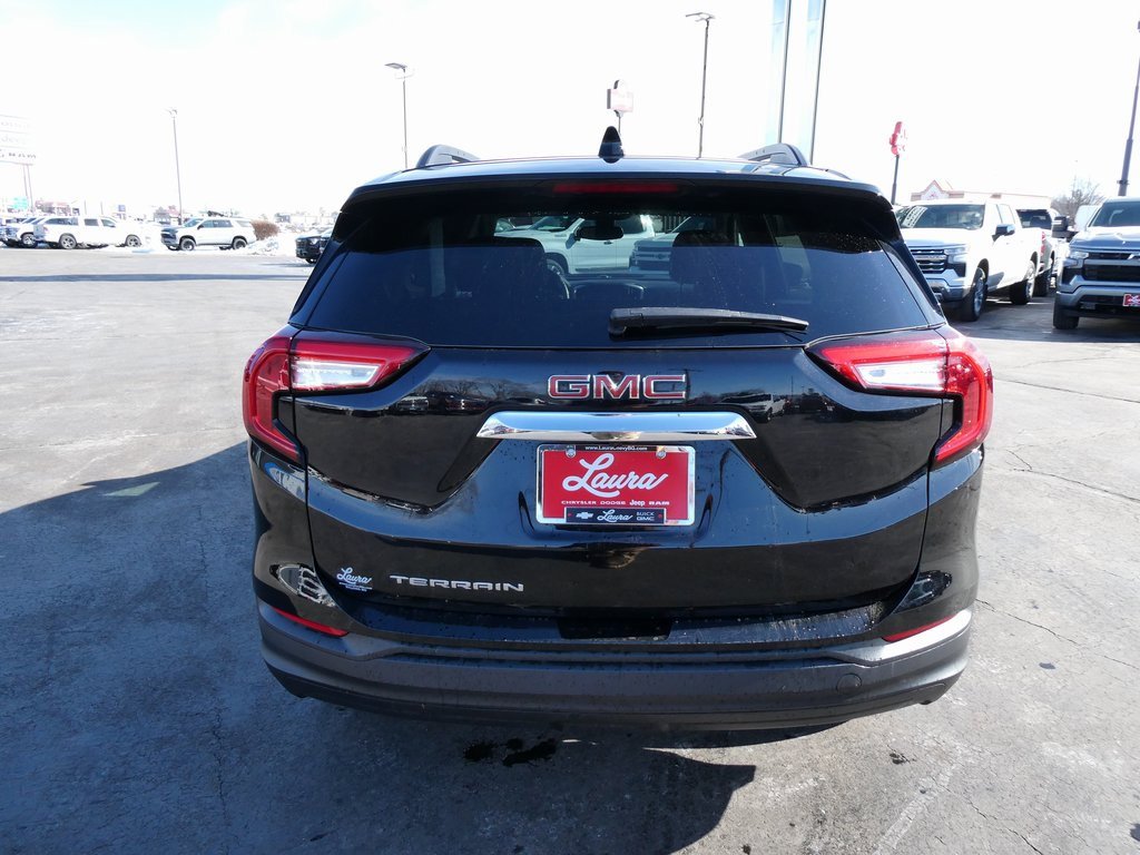 Certified 2022 GMC Terrain SLE w/ Driver Convenience Package image 6