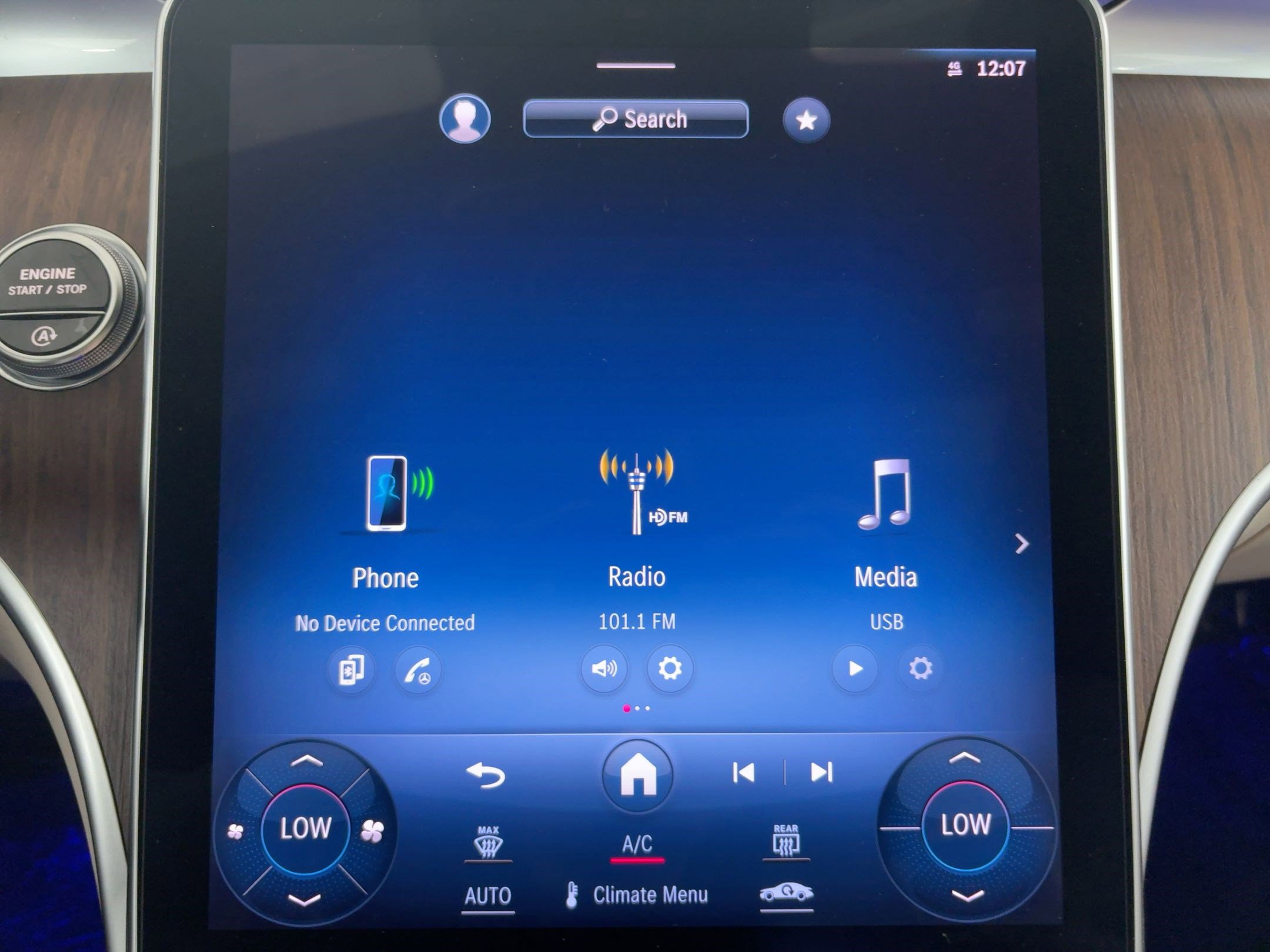 Certified 2023 Mercedes-Benz C 300 Sedan image 23