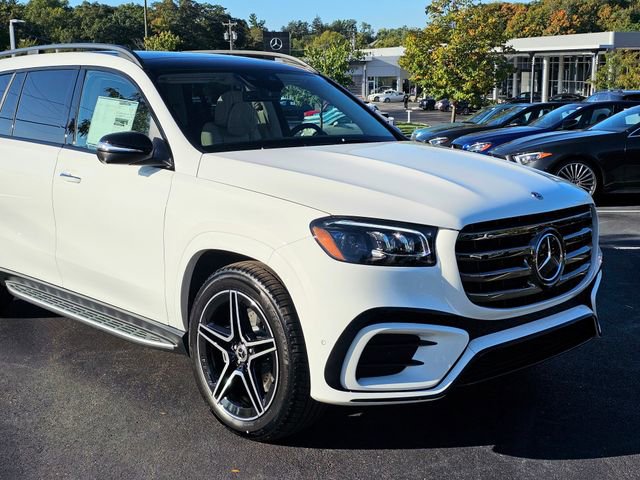 New 2026 Mercedes-Benz GLS 450 4MATIC image 2