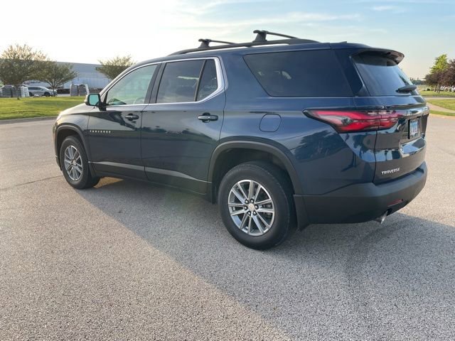 Used 2023 Chevrolet Traverse LT FWD image 4