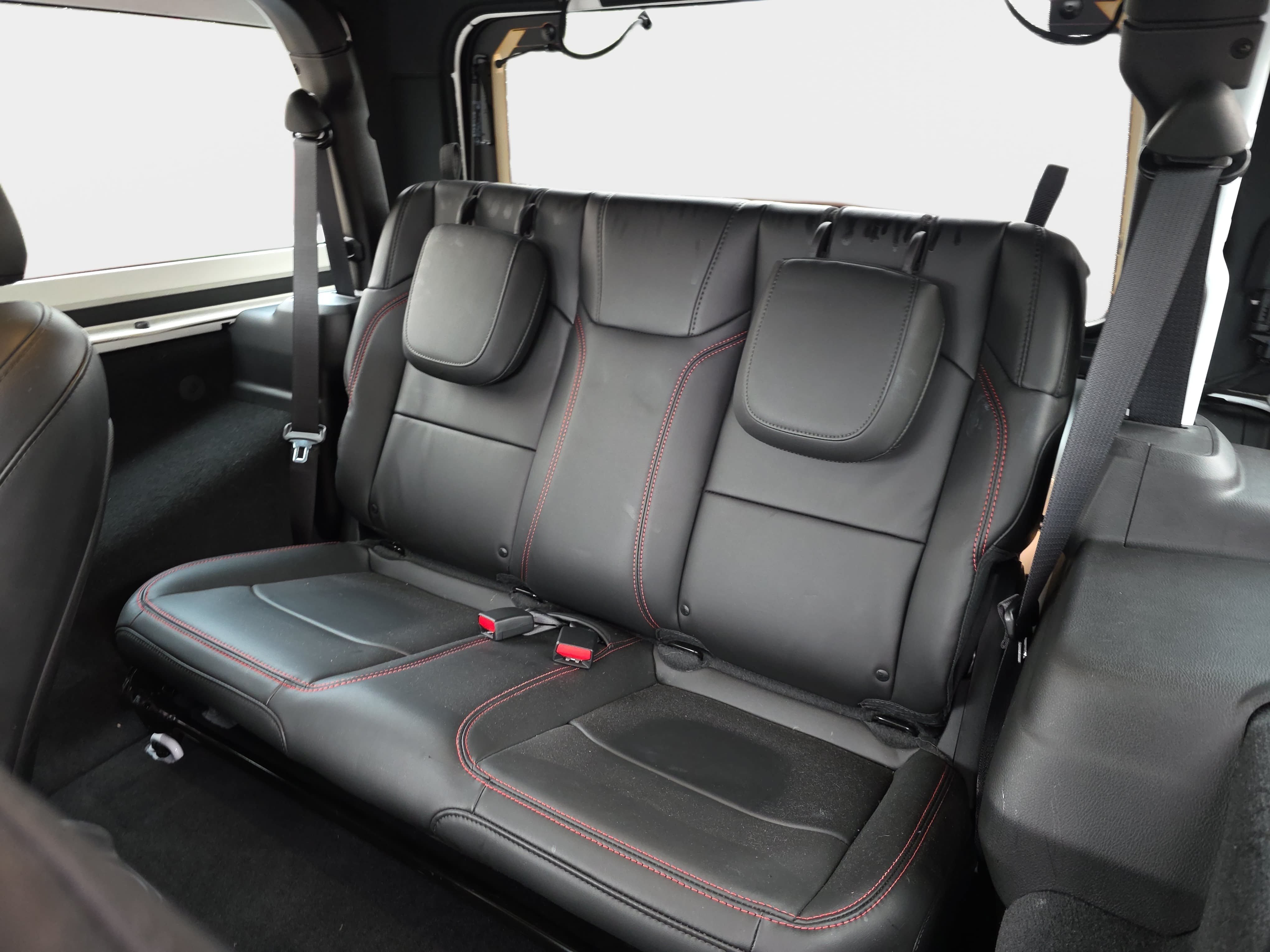 Certified 2026 Jeep Wrangler Rubicon AWD/4WD image 11