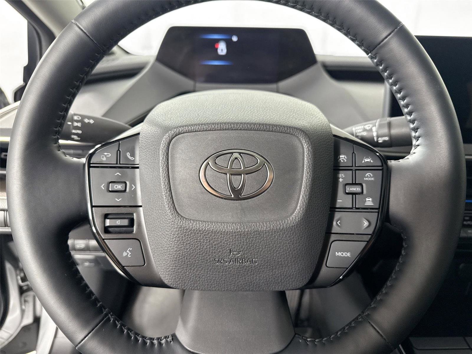 Used 2024 Toyota Prius Limited w/ Limited Premium Package image 17