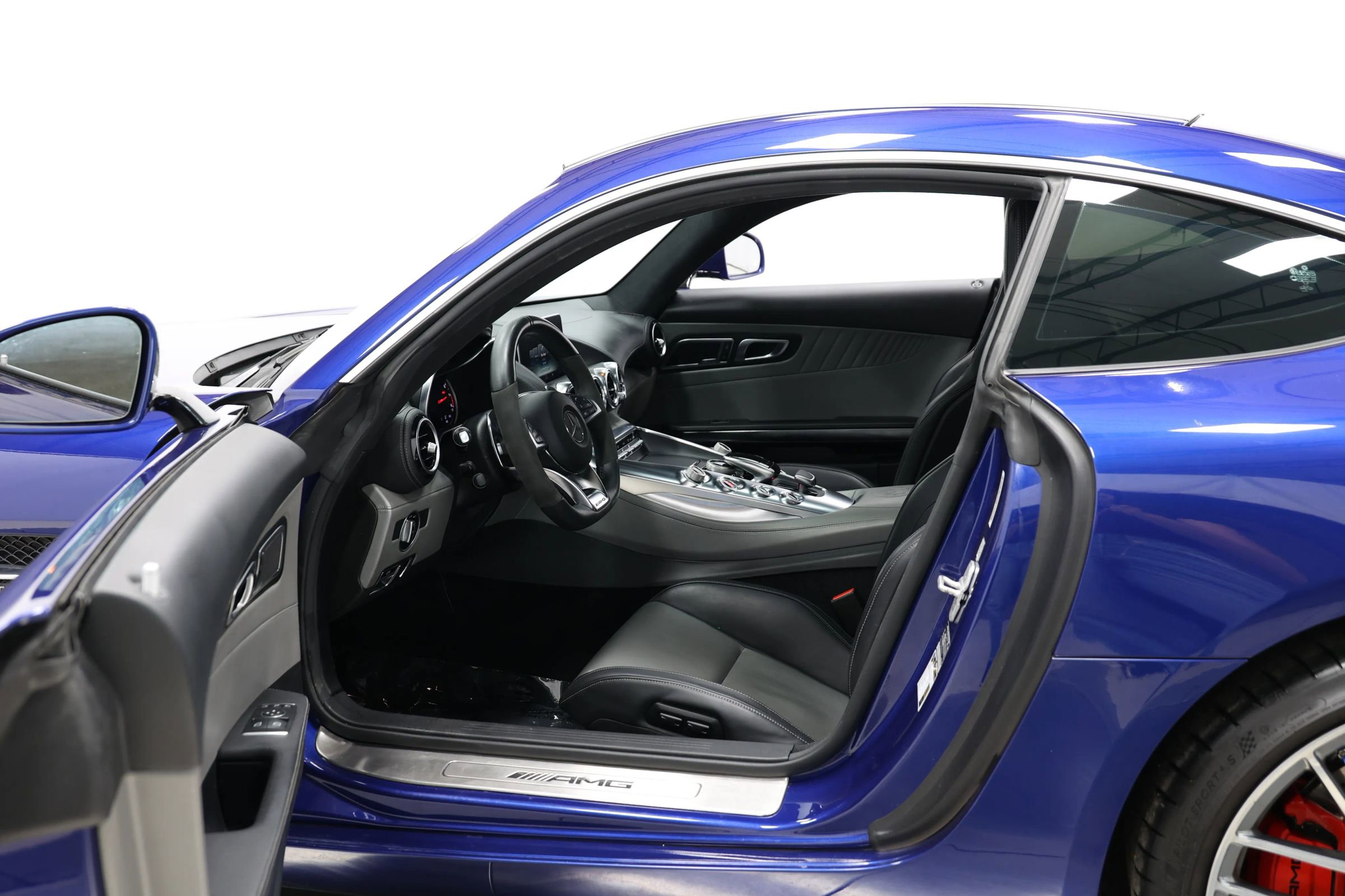 Used 2016 Mercedes-Benz AMG GT S image 12