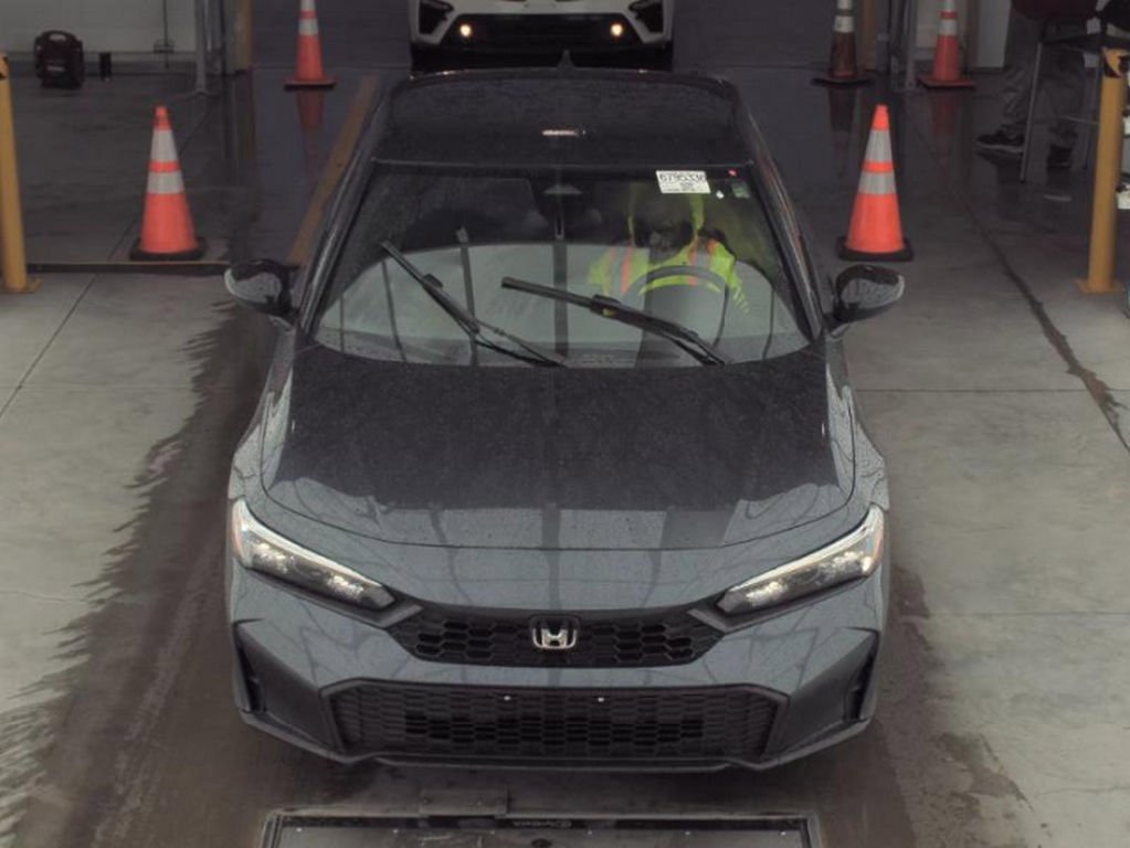 Used 2025 Honda Civic Sport image 2