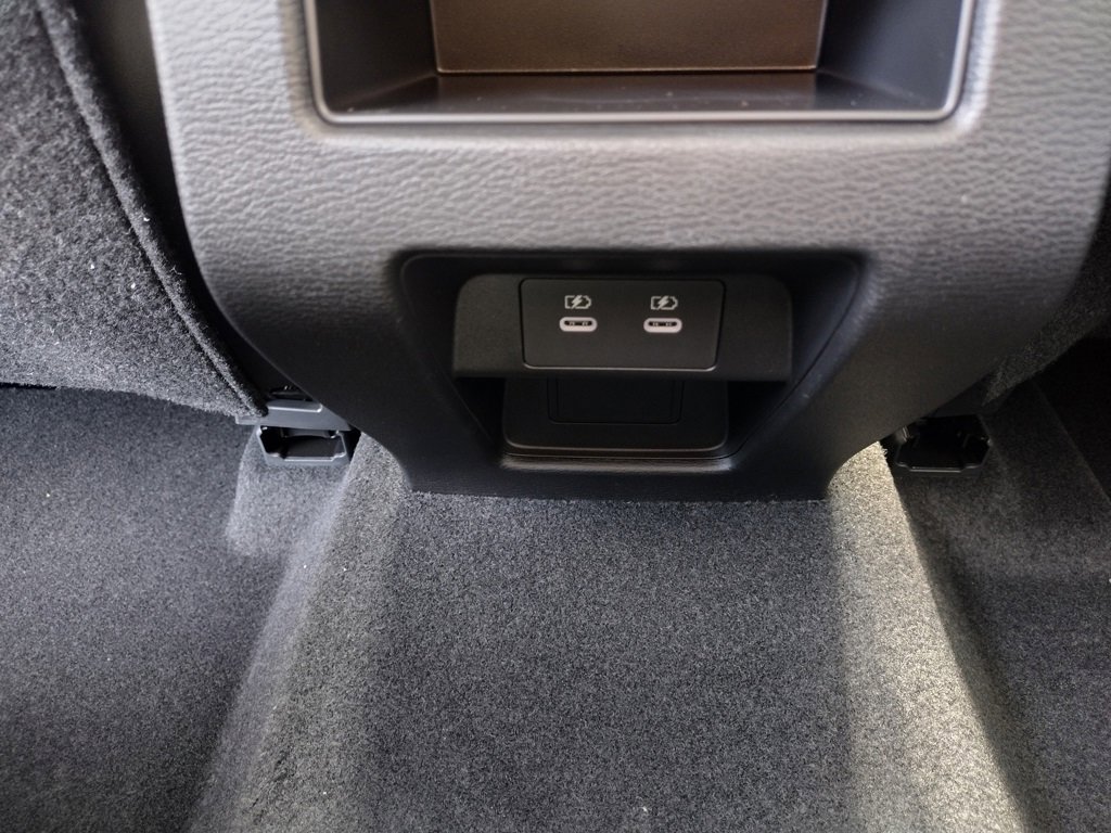 New 2026 Mitsubishi Outlander SE image 26