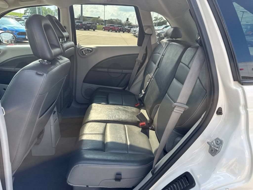 Used 2008 Chrysler PT Cruiser Limited FWD image 20