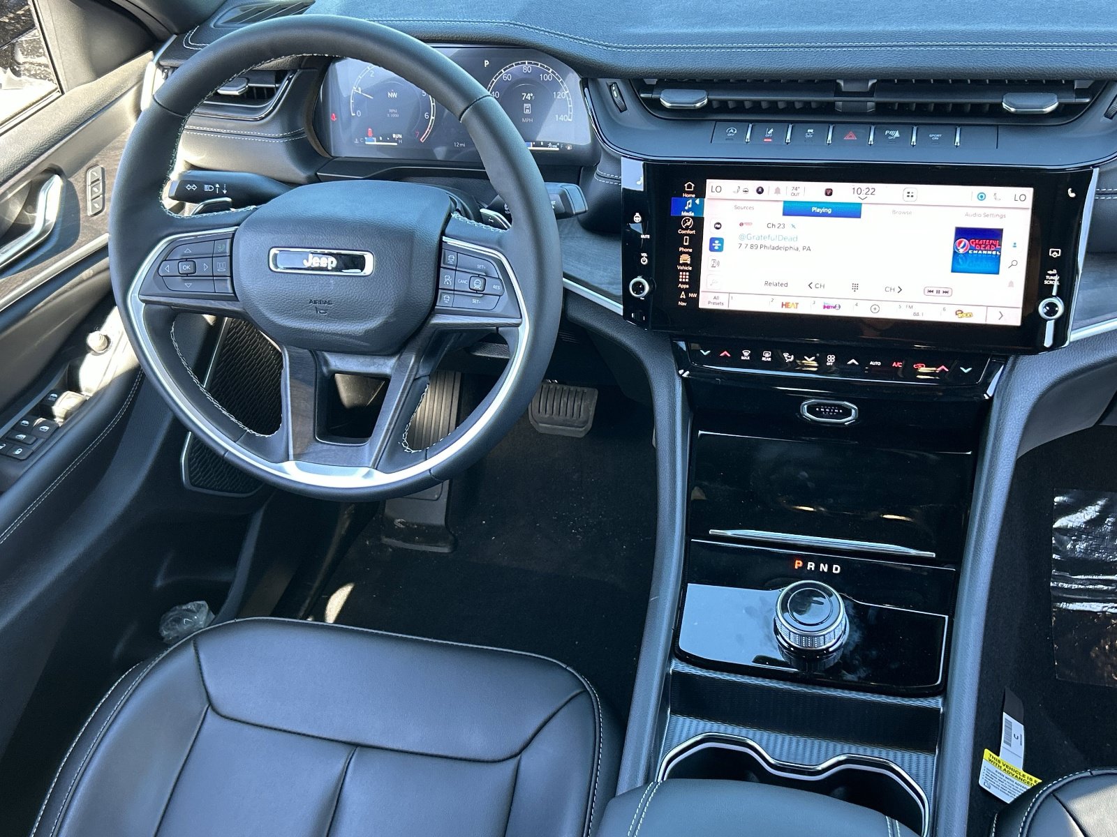 New 2026 Jeep Grand Cherokee Limited w/ Limited Altitude Package RWD image 12