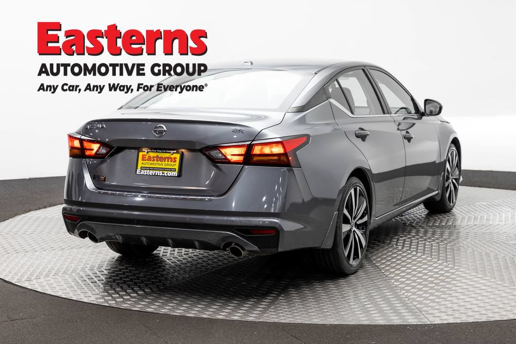Used 2022 Nissan Altima 2.5 SR FWD image 5