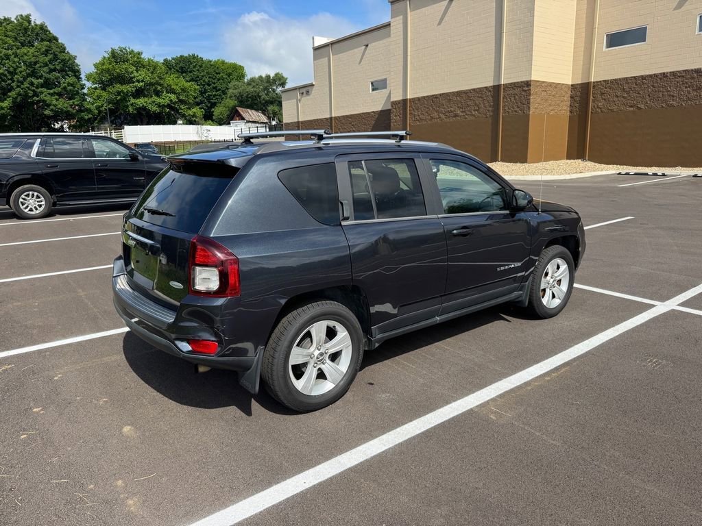 Used 2014 Jeep Compass Latitude FWD image 13