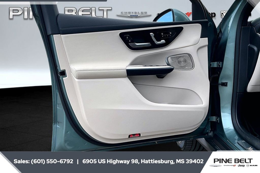 Used 2026 Mercedes-Benz GLC 300 4MATIC image 17