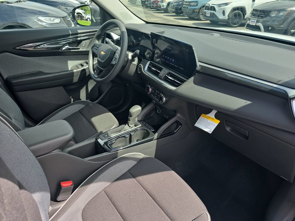 New 2026 Chevrolet TrailBlazer LS w/ LS Convenience Package AWD/4WD image 19