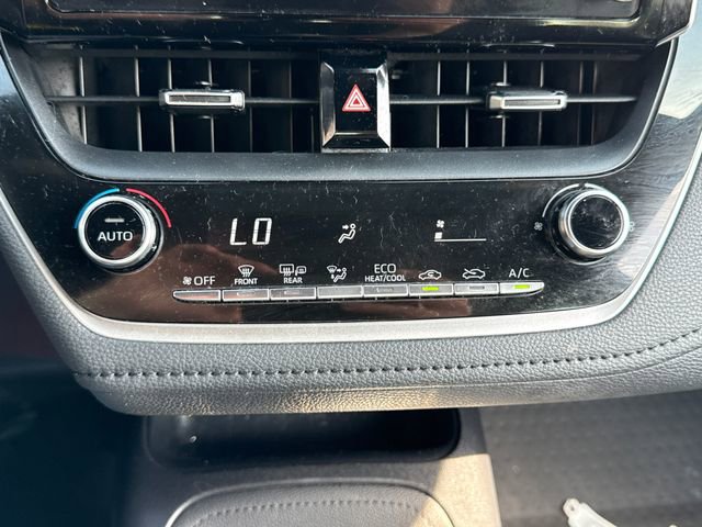 Used 2020 Toyota Corolla SE image 29