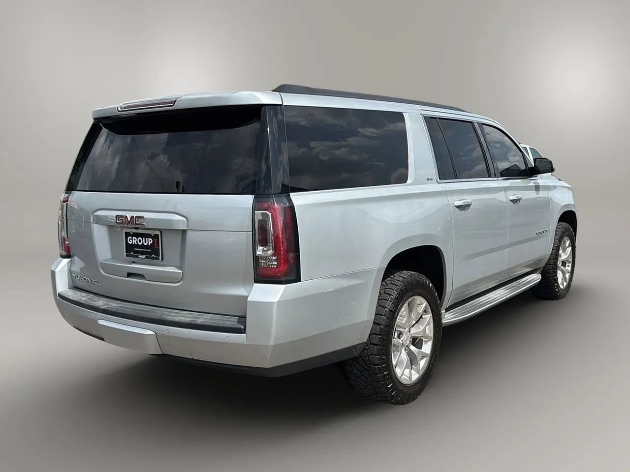 Used 2015 GMC Yukon XL SLT AWD/4WD image 5