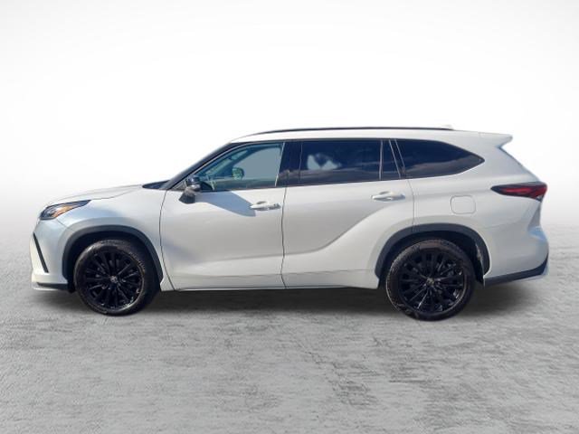 Certified 2025 Toyota Highlander XSE AWD/4WD image 8