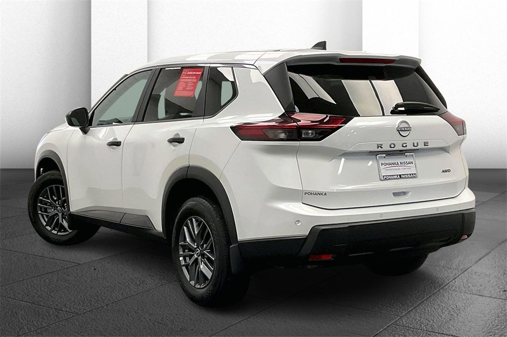 Certified 2025 Nissan Rogue S image 9