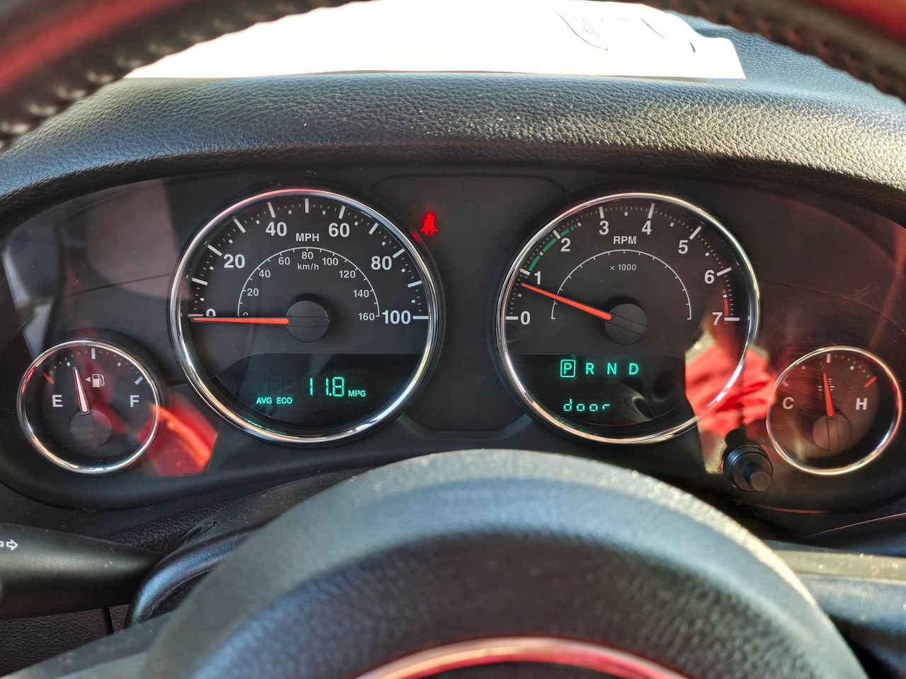 Used 2016 Jeep Wrangler Sahara w/ Dual Top Group AWD/4WD image 23
