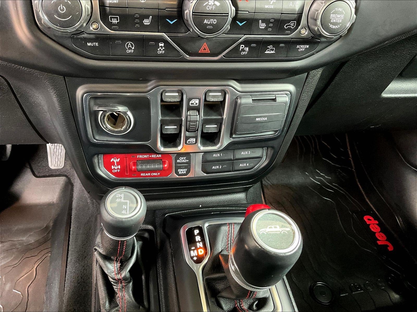 Used 2020 Jeep Gladiator Rubicon AWD/4WD image 16