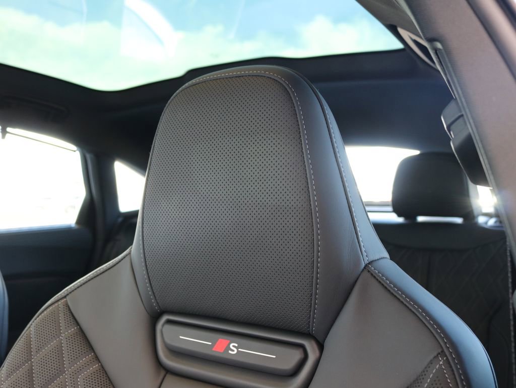 Used 2025 Audi S5 Prestige image 16