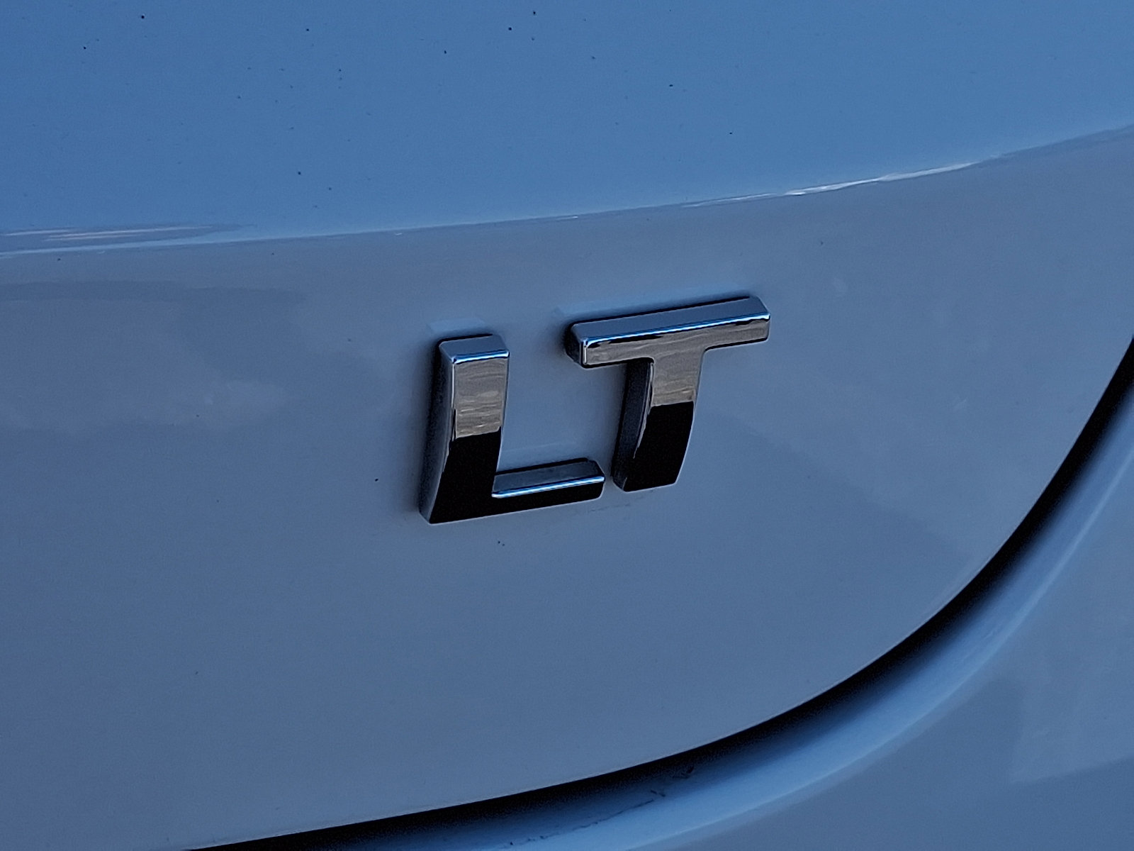 Certified 2025 Chevrolet Trax LT image 30