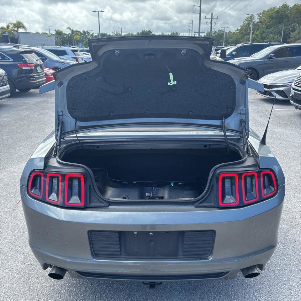 Used 2013 Ford Mustang Premium RWD image 28