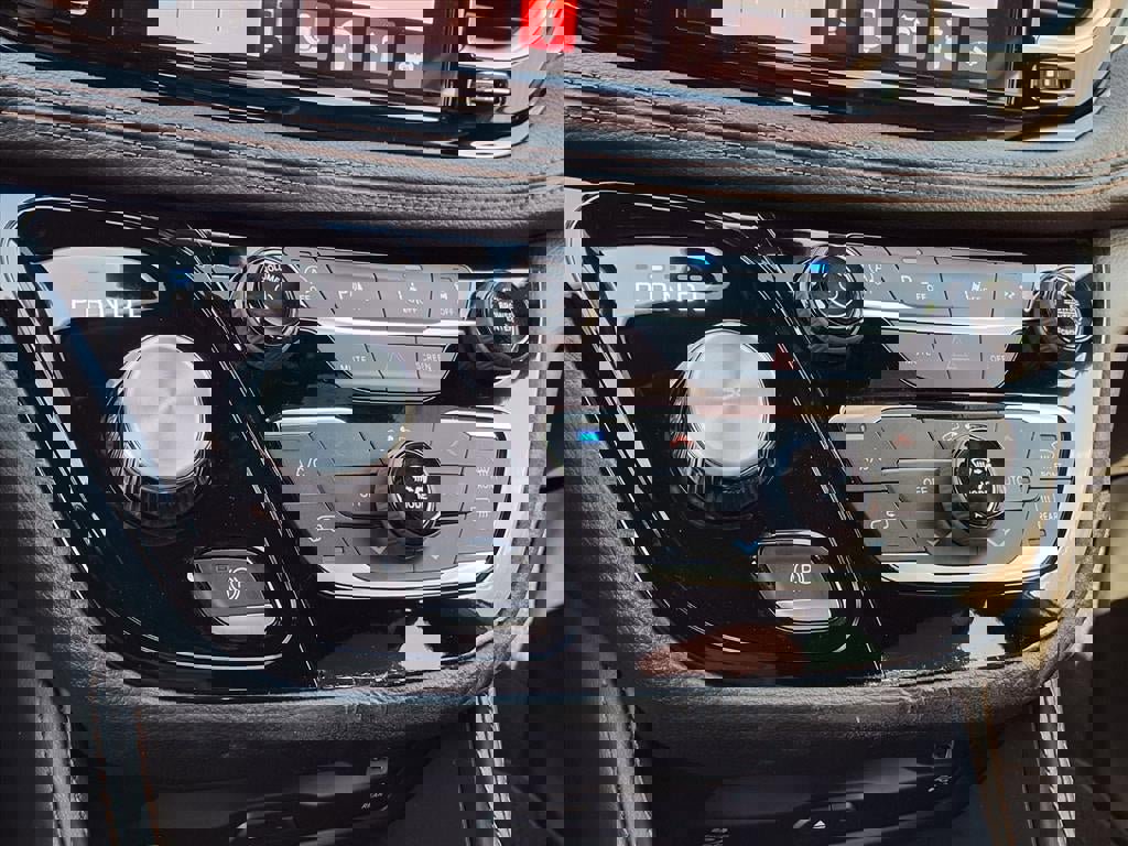 New 2026 Chrysler Pacifica Pinnacle image 6