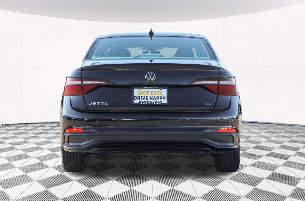 Certified 2024 Volkswagen Jetta SE FWD image 13