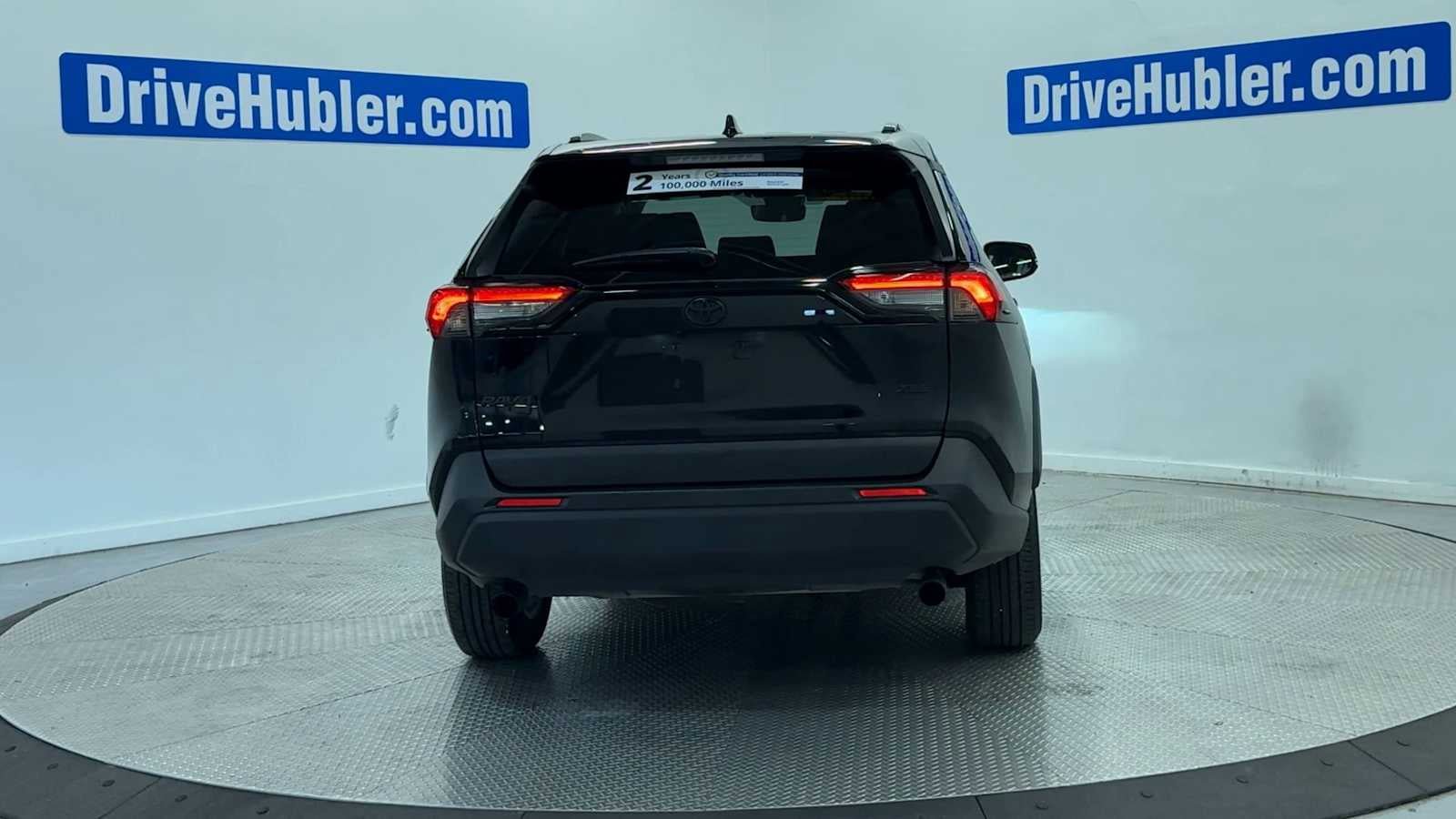 Used 2024 Toyota RAV4 XLE w/ Convenience Package FWD image 7