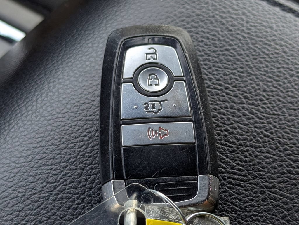 Used 2019 Ford Expedition Max XLT RWD image 29