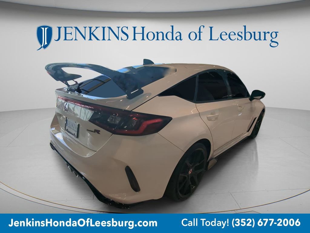 Used 2025 Honda Civic Type R image 3