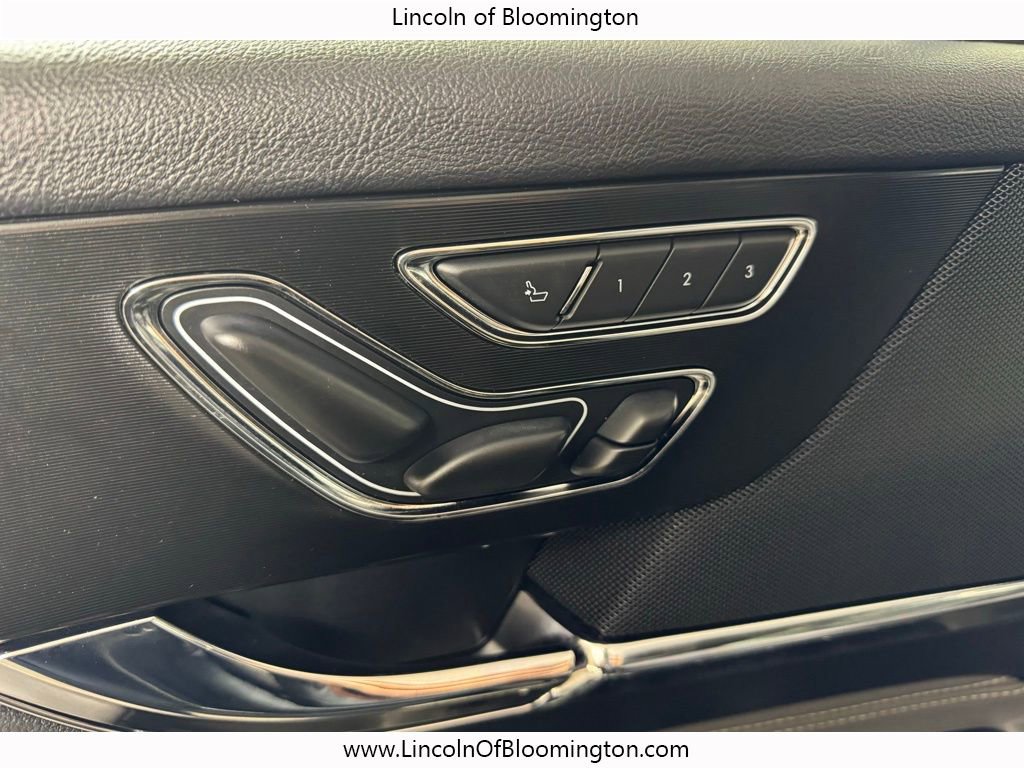 Certified 2023 Lincoln Corsair Reserve w/ Equipment Group 202A image 17