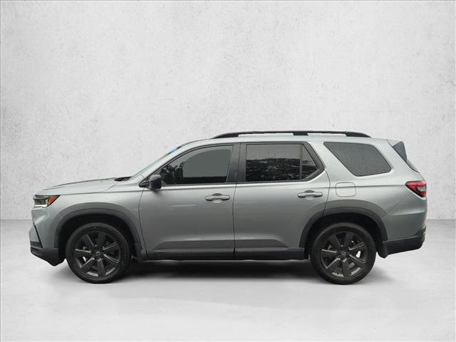 Used 2024 Honda Pilot Sport image 9