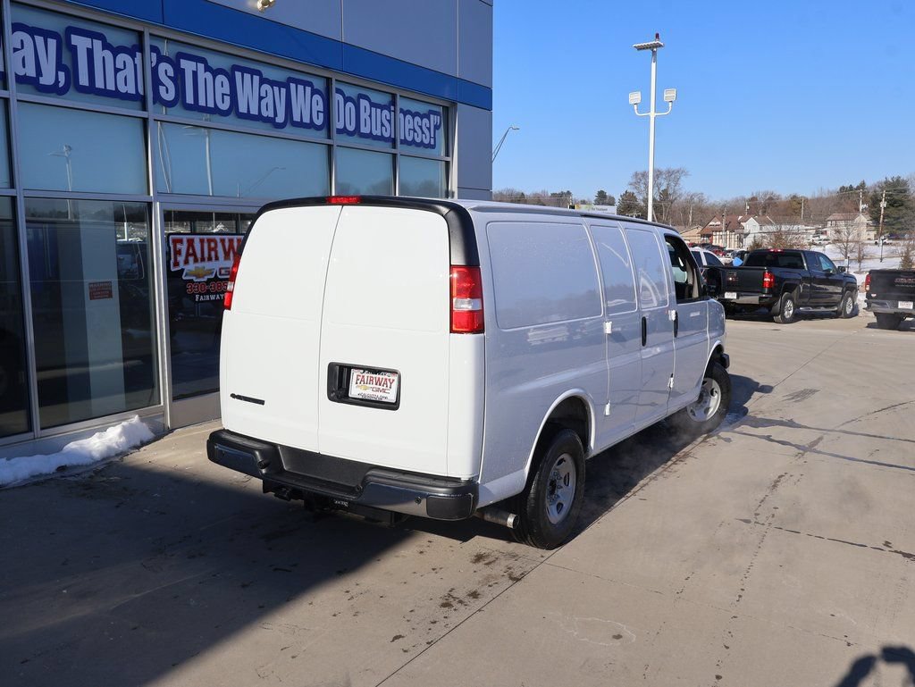 New 2025 Chevrolet Express 2500 w/ Driver Convenience Package RWD image 32