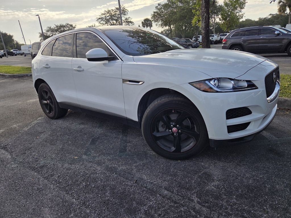 Used 2020 Jaguar F-PACE Premium AWD/4WD image 2