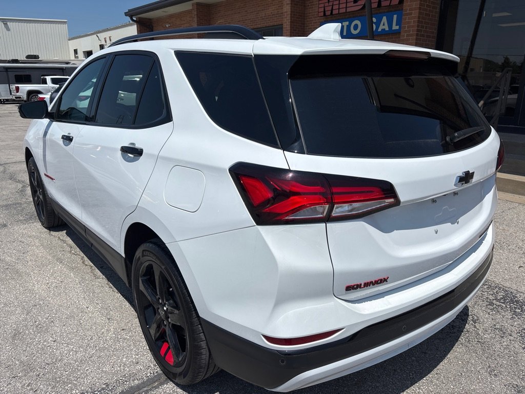 Used 2024 Chevrolet Equinox Premier image 8