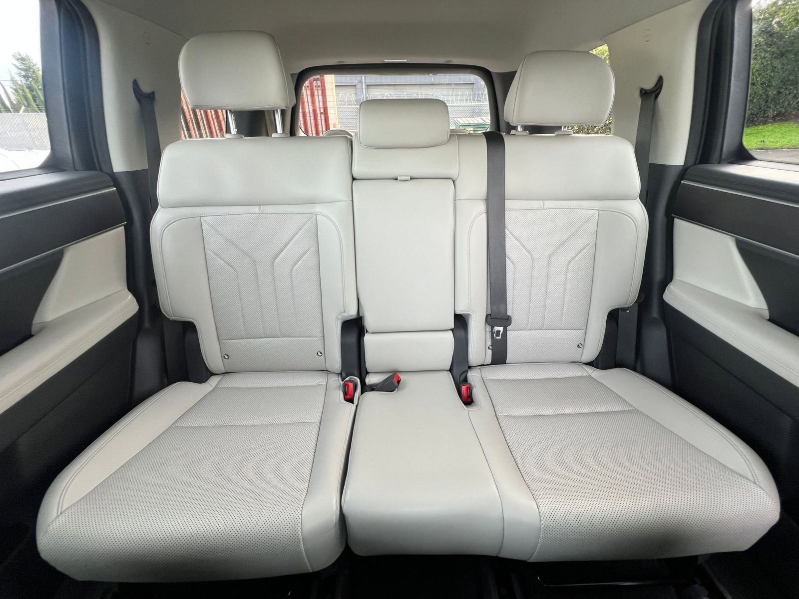 Used 2025 Hyundai Santa Fe SEL image 39