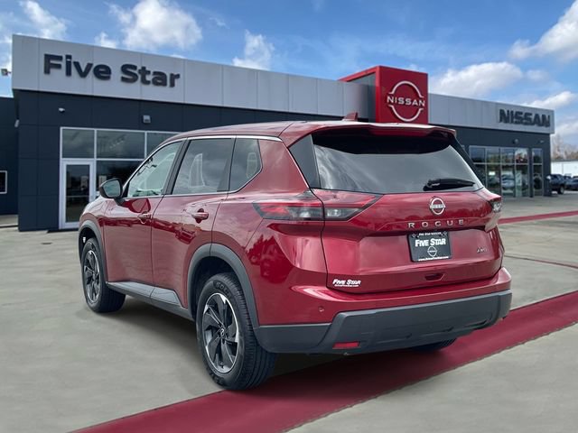 Used 2025 Nissan Rogue SV AWD/4WD image 4