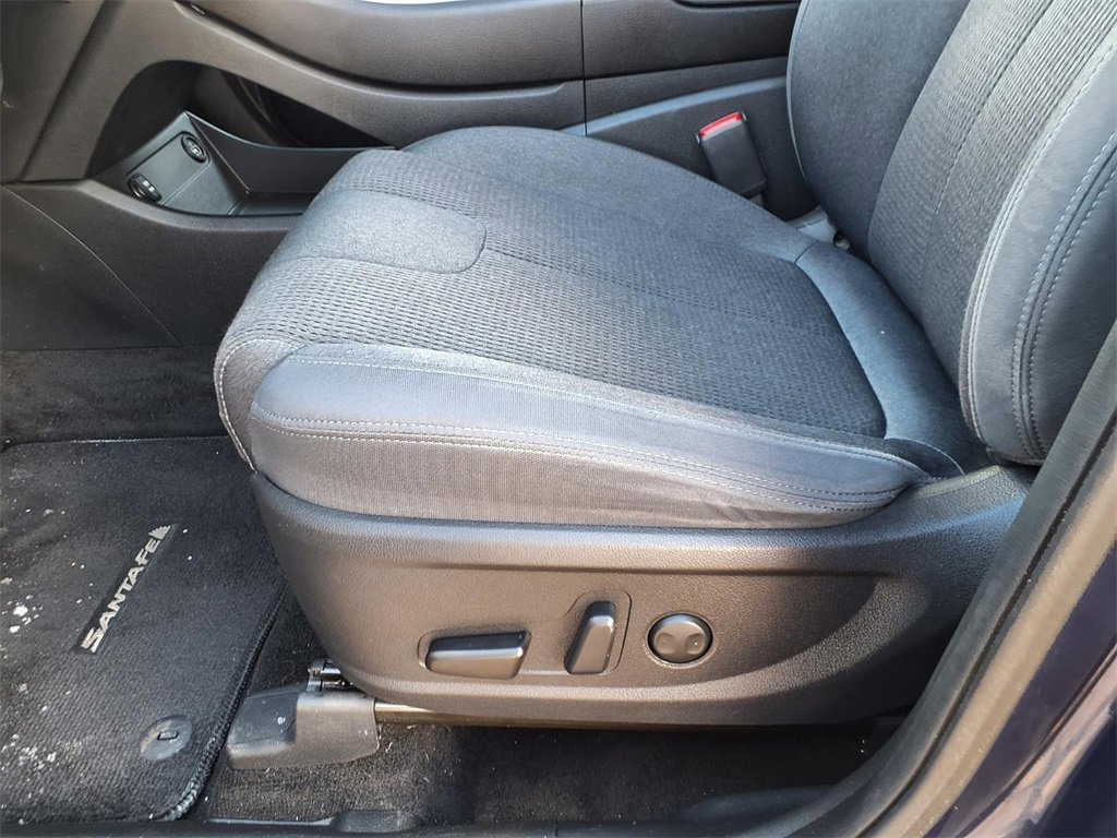 Used 2022 Hyundai Santa Fe SEL w/ Convenience Package image 13