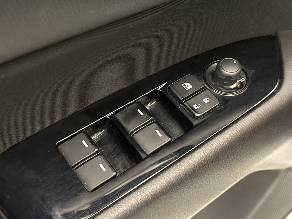 Used 2019 MAZDA CX-5 Sport FWD image 19