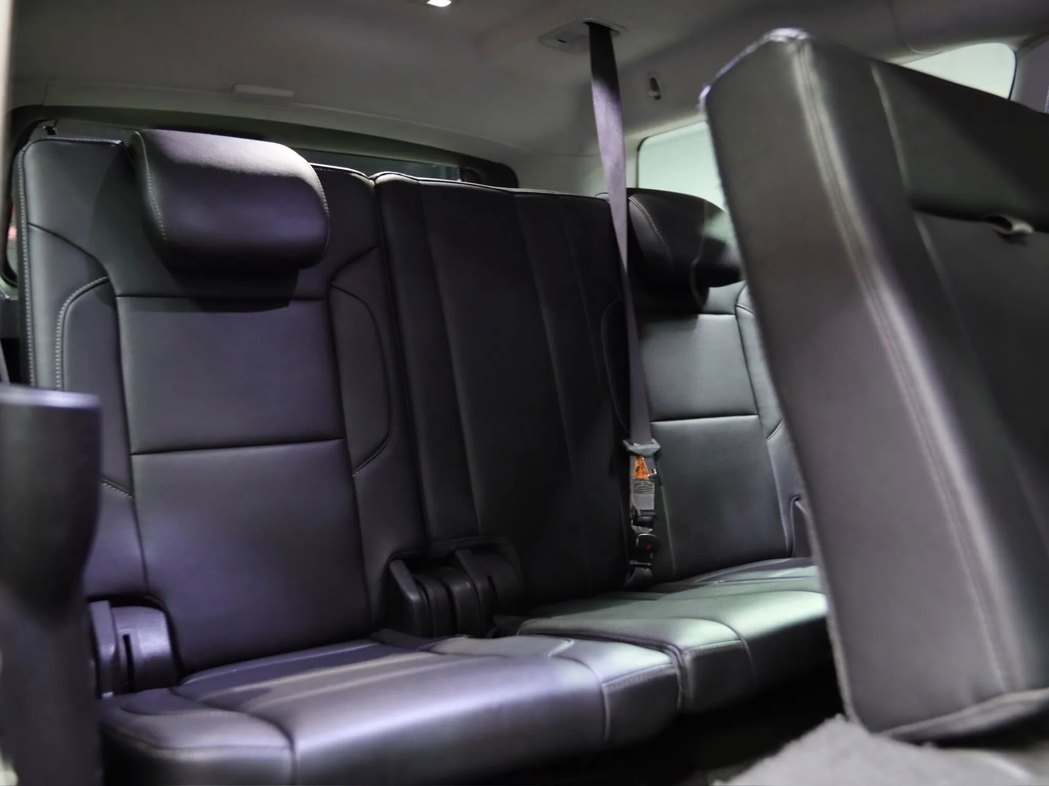 Used 2016 Chevrolet Suburban LT image 29