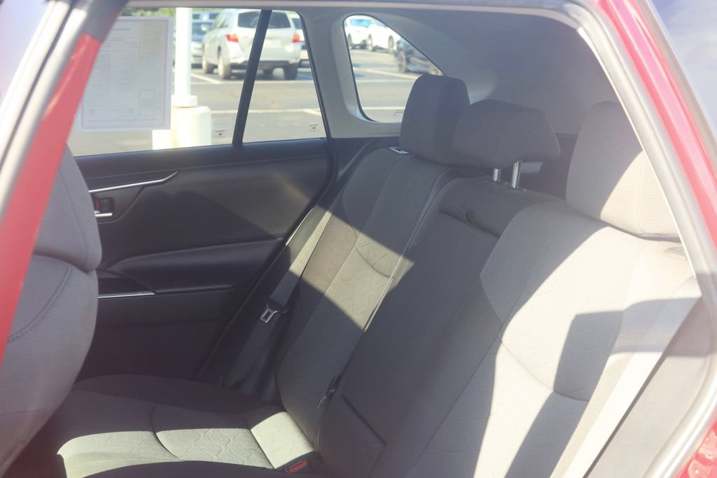 Used 2022 Toyota RAV4 XLE w/ Convenience Package AWD/4WD image 20
