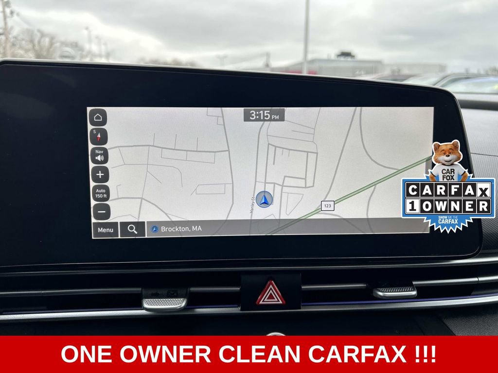 Used 2025 Hyundai Elantra SEL FWD image 30